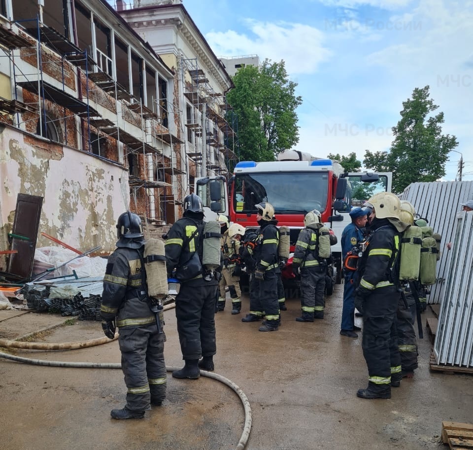 В Туле в ДК Железнодорожников произошел пожар