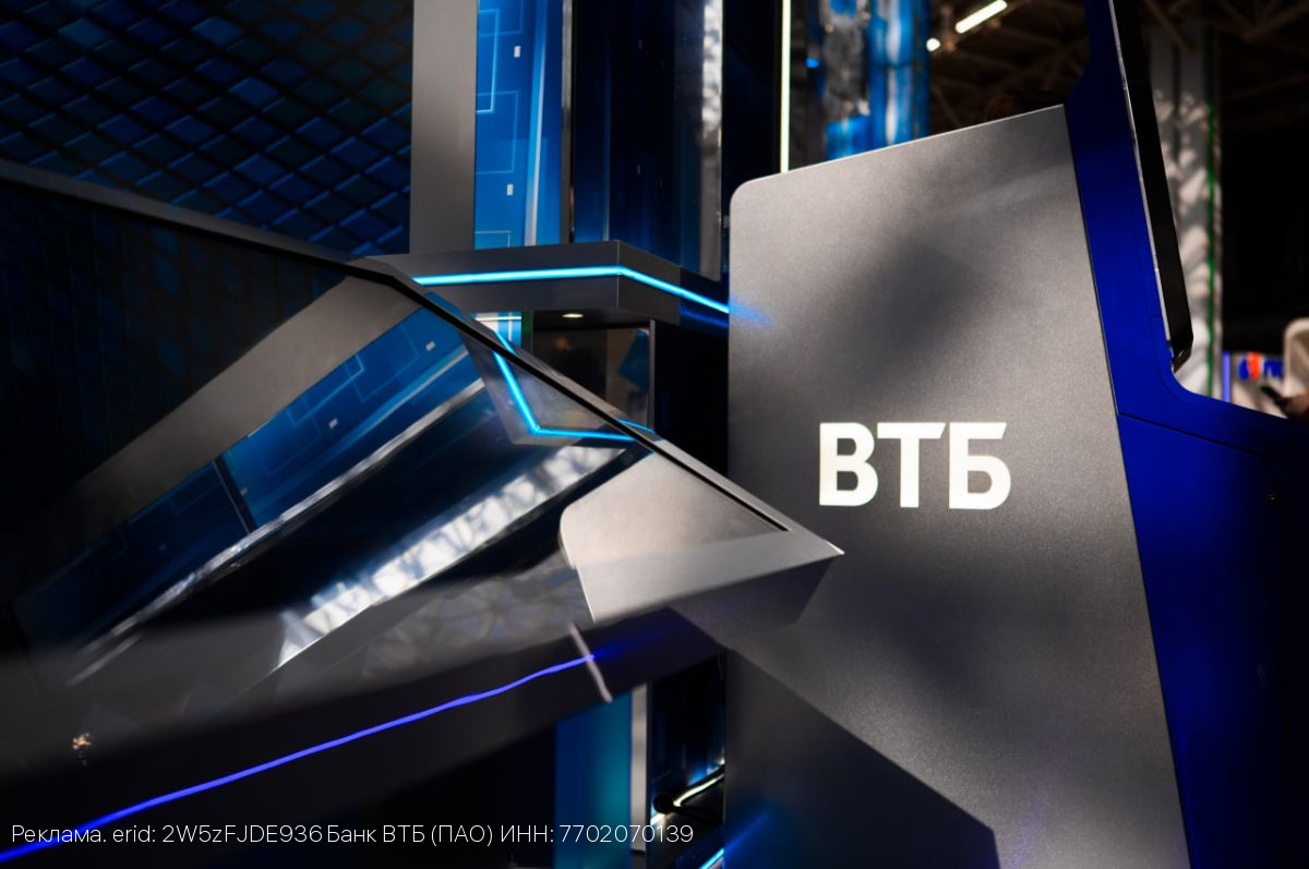 ВТБ готовится запустить оплату через iPhone во всех терминалах страны