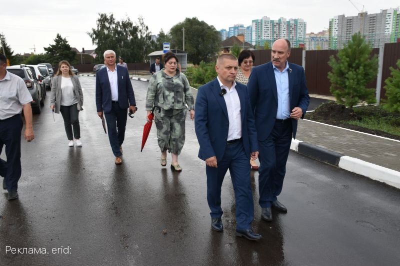 Леонид Музалевский посетил ремонтируемые в рамках нацпроекта «Безопасные качественные дороги» объекты в Орловском муниципальном округе