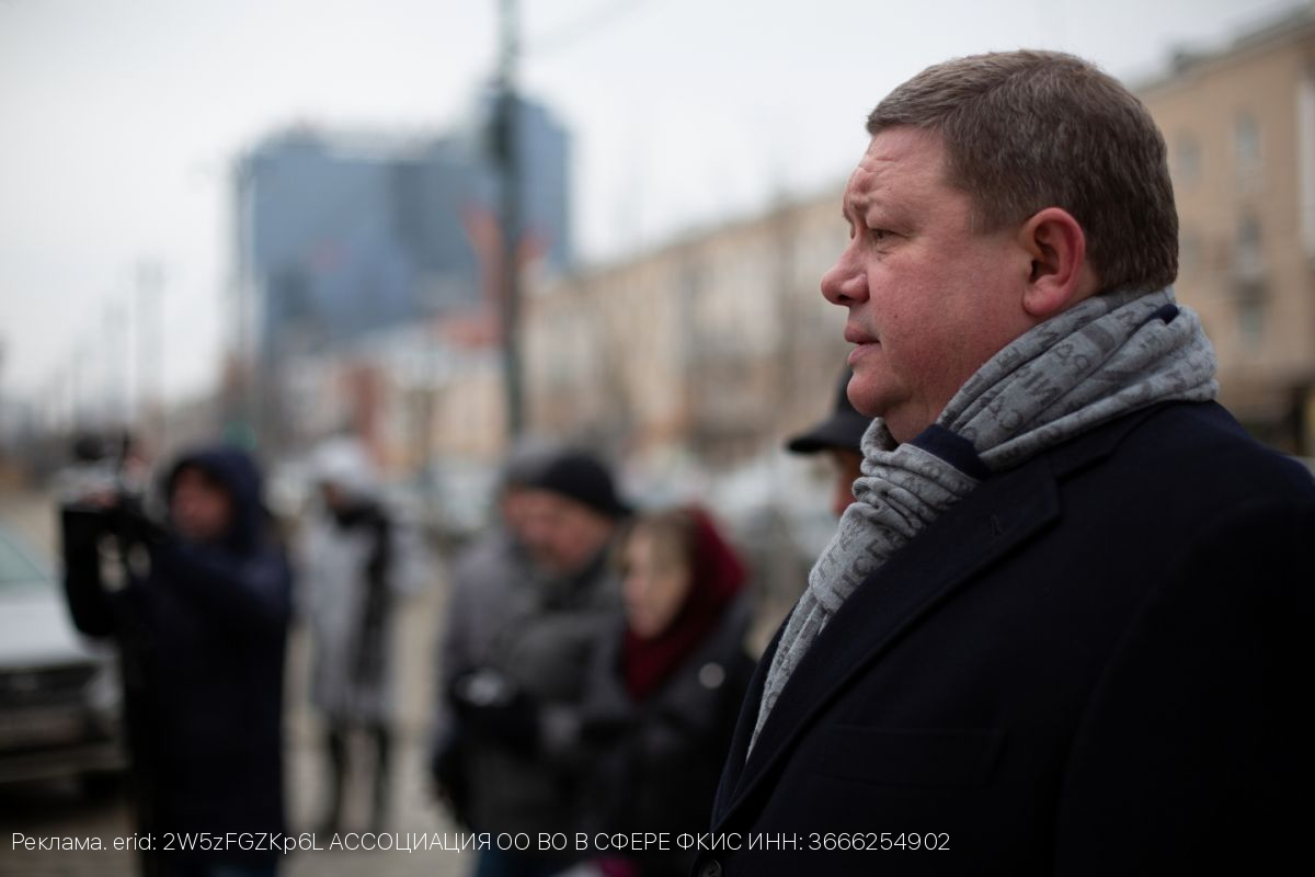 Коллектив Воронежской государственной академии спорта поздравляет с юбилеем руководителя Александра Сысоева