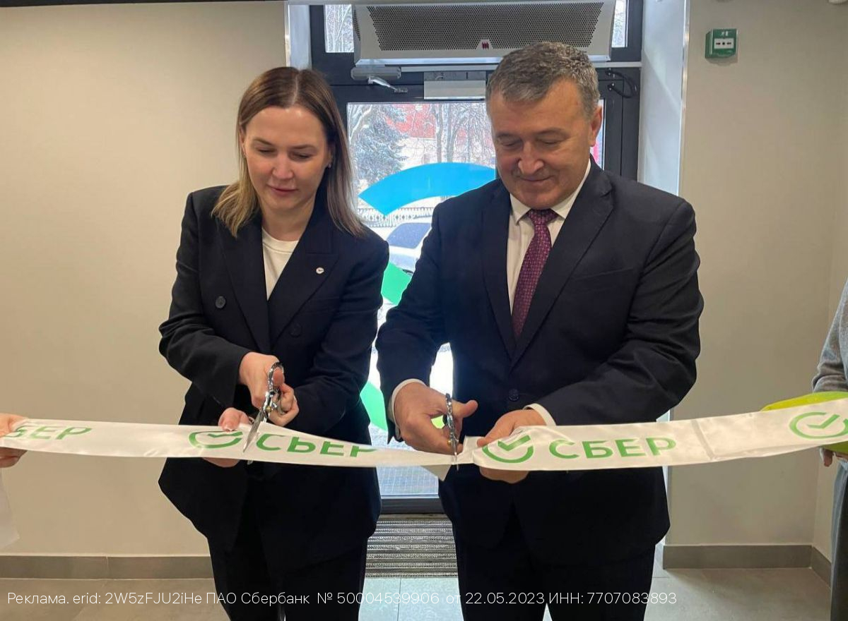 В Калужской области накануне Нового года открылся обновлённый офис Сбера