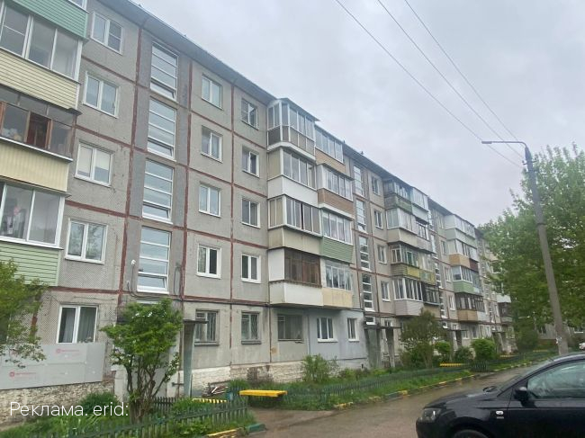 Депутаты Александр Швыков и Дмитрий Афоничев помогли жителям многоквартирного дома по улице Маршала Жукова