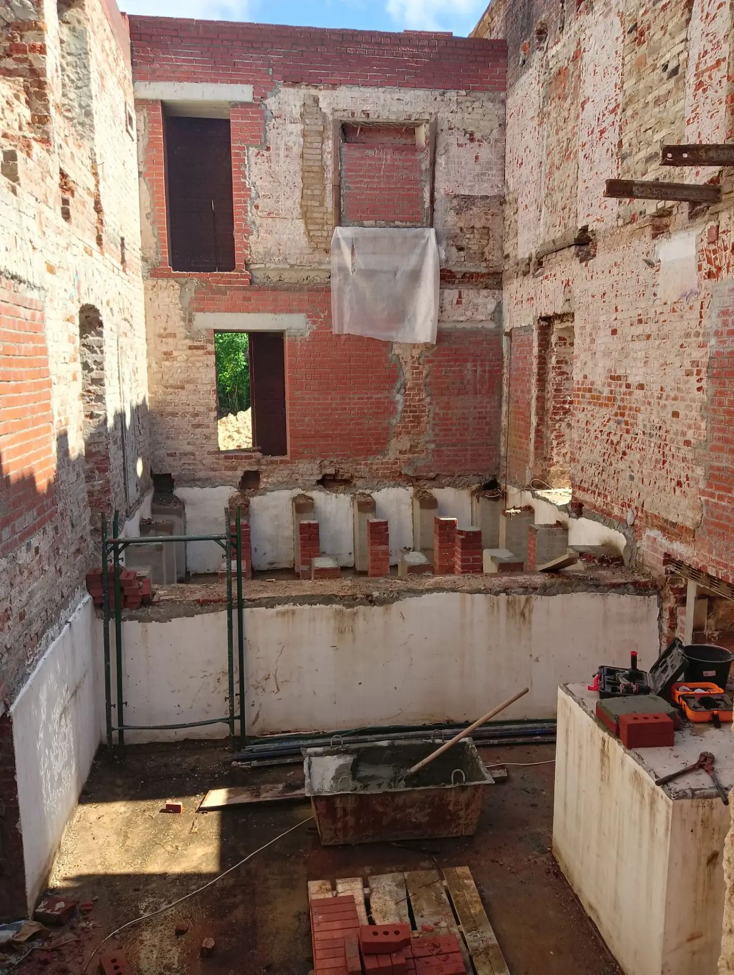 Preview Image 1