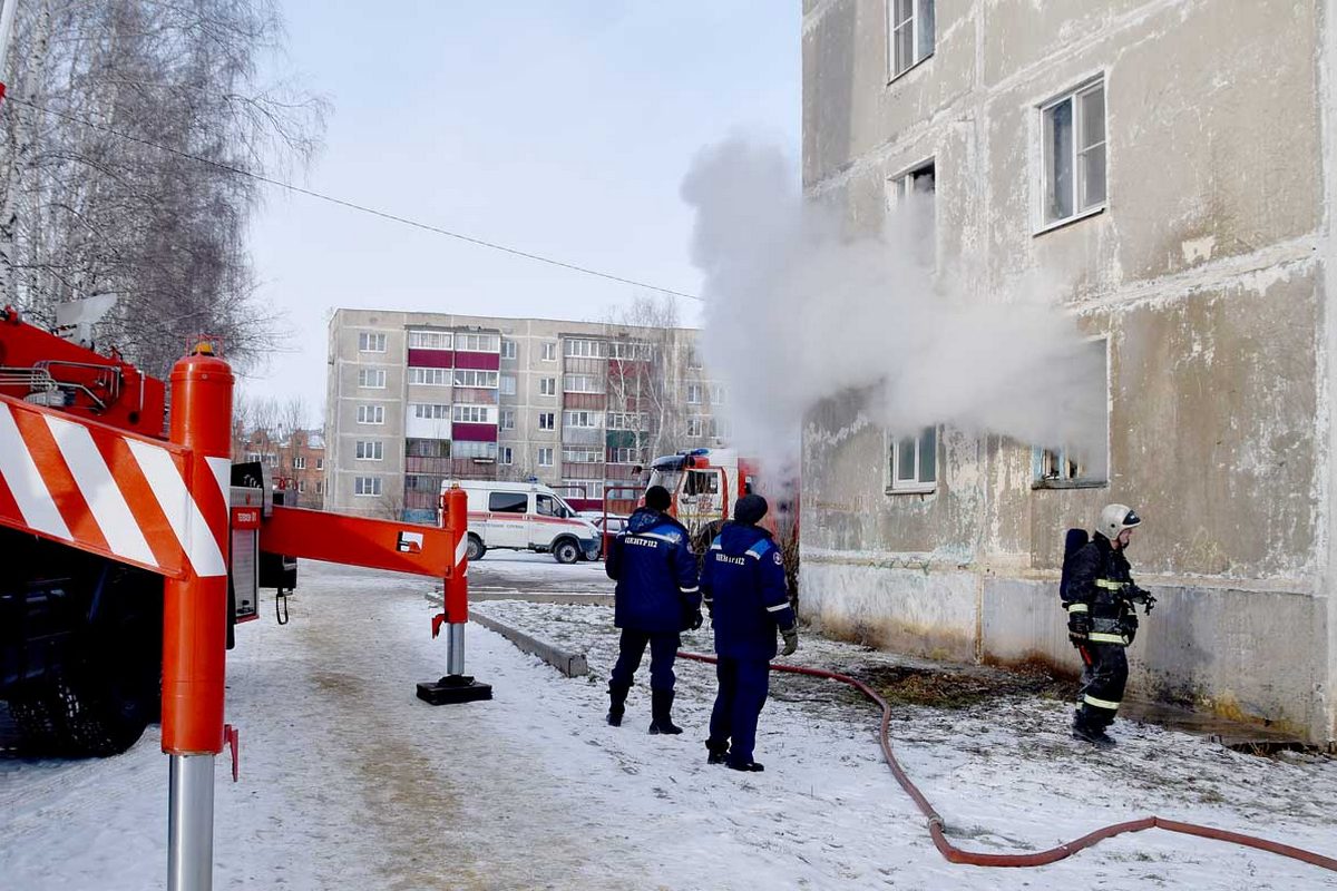 В Новомичуринске Рязанской области на пожаре пострадала пожилая женщина -  Рязанские новости. Новости Рязани и Рязанской области, сегодня и сейчас