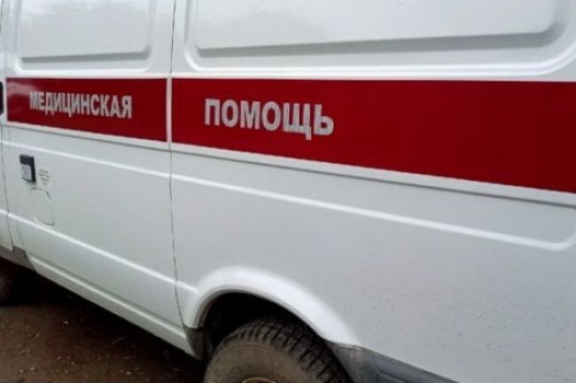 В ДТП под Мглином пострадал 41-летний водитель Renault Logan - машина вылетела в кювет и перевернулась