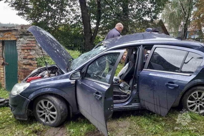 Под Почепом в ДТП с легковушкой есть пострадавшие