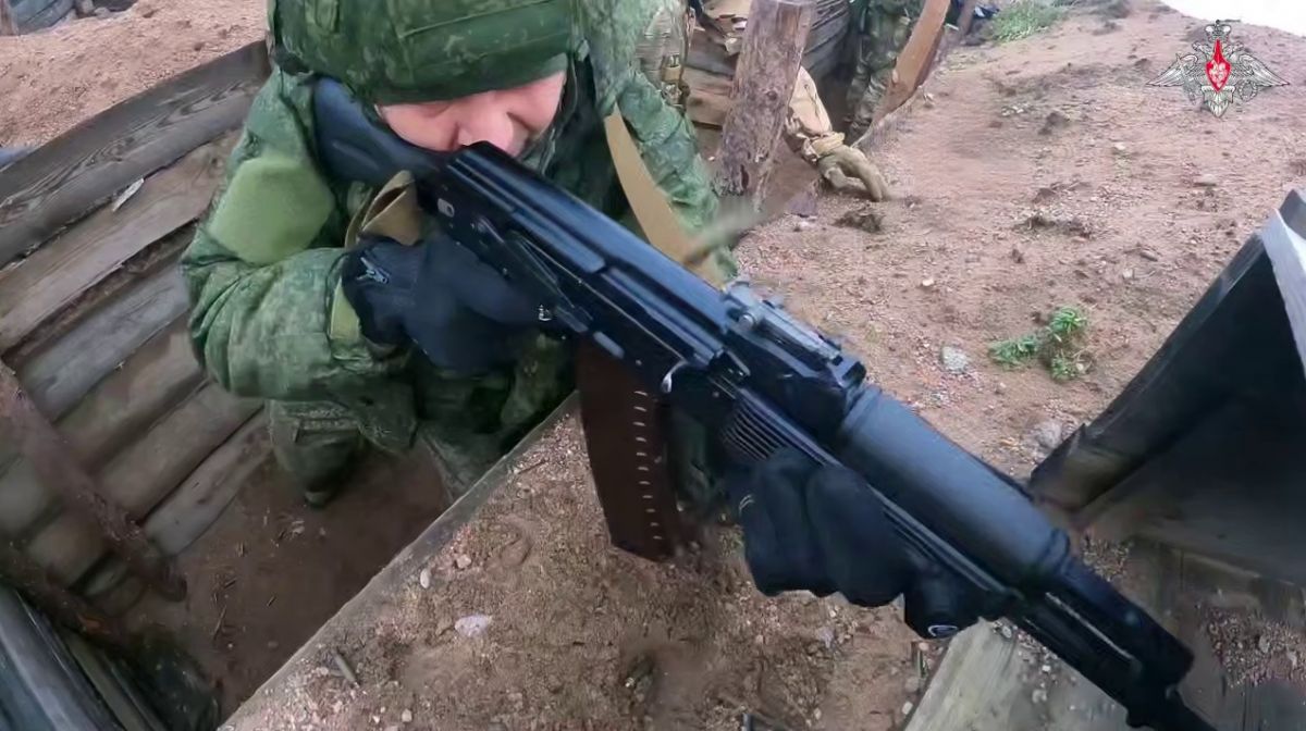 На брянском участке российско-украинской границы построили три линии обороны