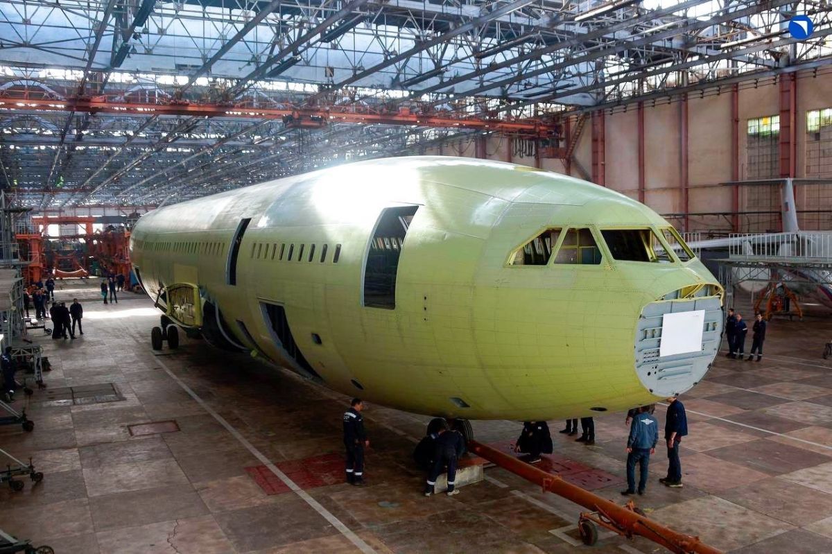 На авиазаводе Воронежской области изготовили 18-тонный фюзеляж Ил-96-300