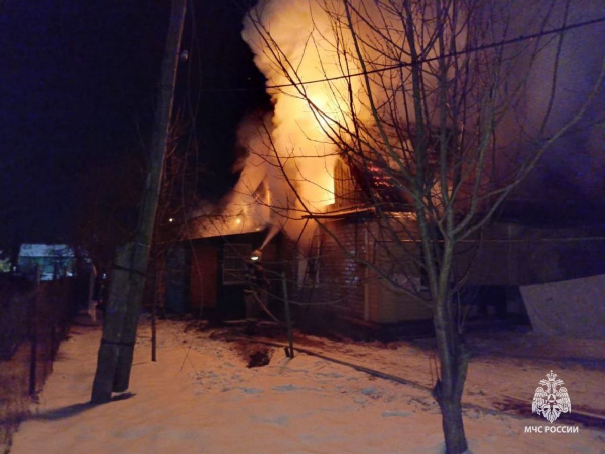 В пожаре под Брянском погиб мужчина