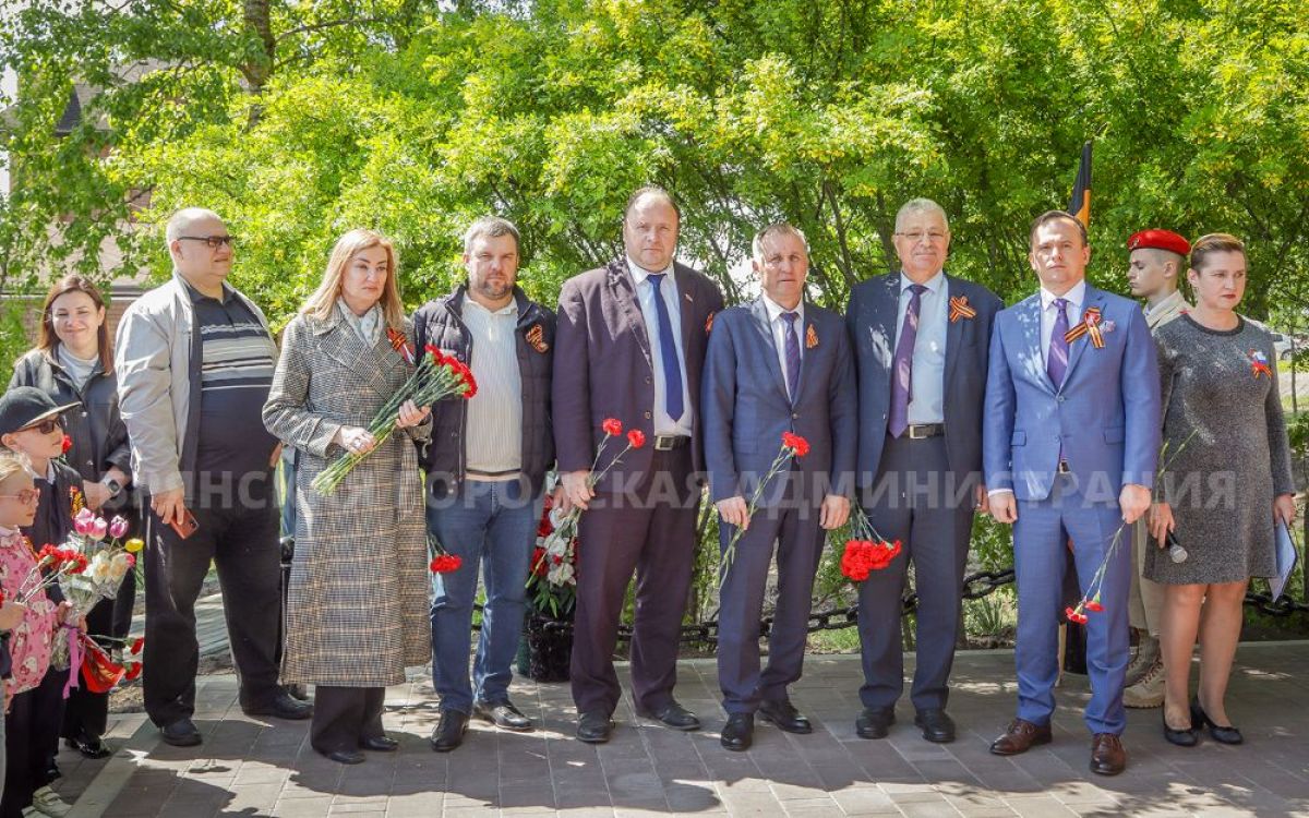 https://bga32.ru/2025/05/07/nakanune-80-letiya-pobedy-v-bryanske-otkryt-novyj-pamyatnik-shtrafnoj-rote/