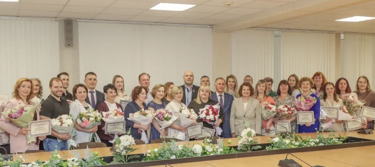 В Брянске наградили выдающихся работников культуры премиями главы города