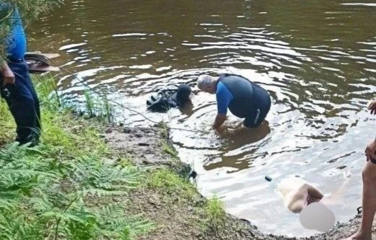 Из брянского водоема подняли тело минимум одного человека