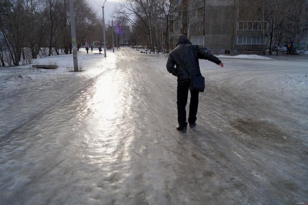 26 лиц понесут ответственность за своевременно неубранный снег и наледь с улиц Ивановского региона