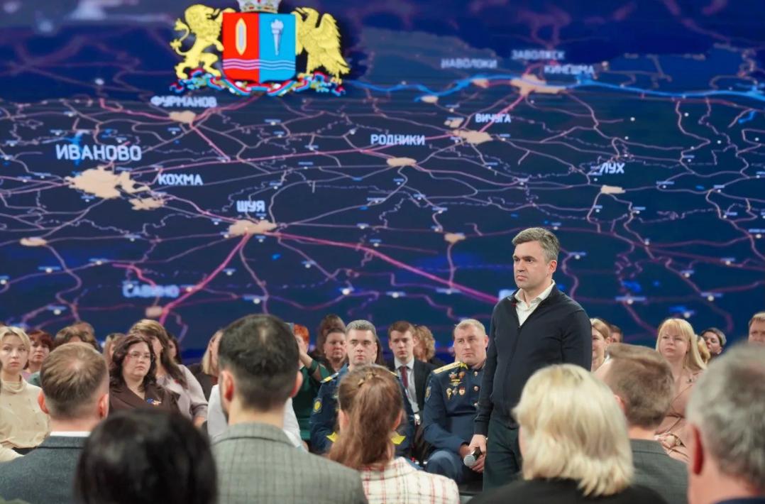 В правительстве региона назвали закрытую от независимых СМИ встречу Воскресенского с жителями «открытым диалогом»