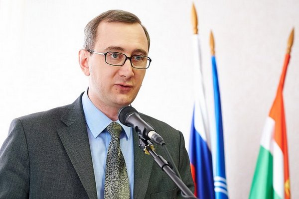 Политобзор «КН»: «Паровоз» имени Шапши