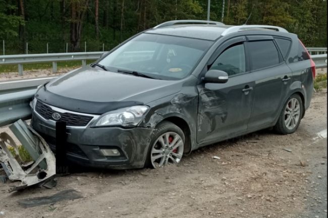 «Форд» и «Киа» столкнулись на трассе Калуга-Медынь - Калужские новости ...
