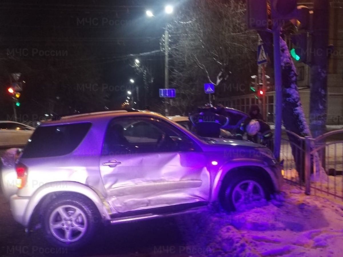 В Калуге столкнулись два «японца»