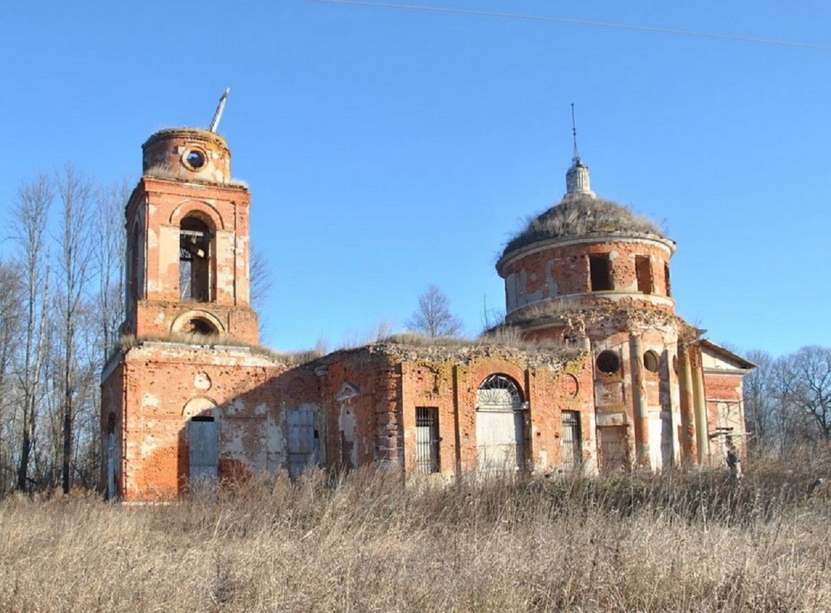 С могилы калужского губернатора неизвестные украли надгробие