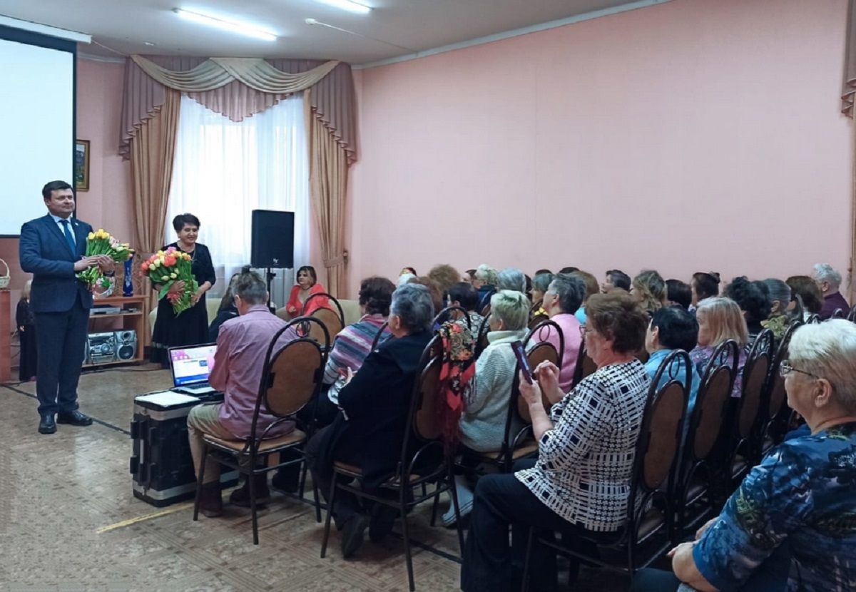 Международный женский день отметили в ТОС «Правобережья» Калуги