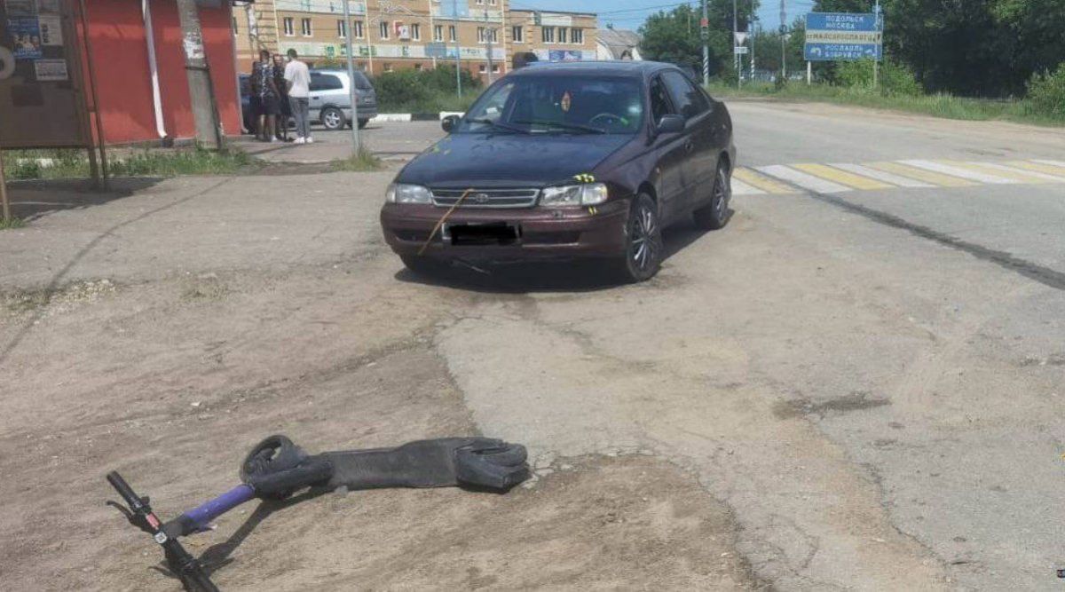 Водитель Toyota сбил подростка на электросамокате под Калугой