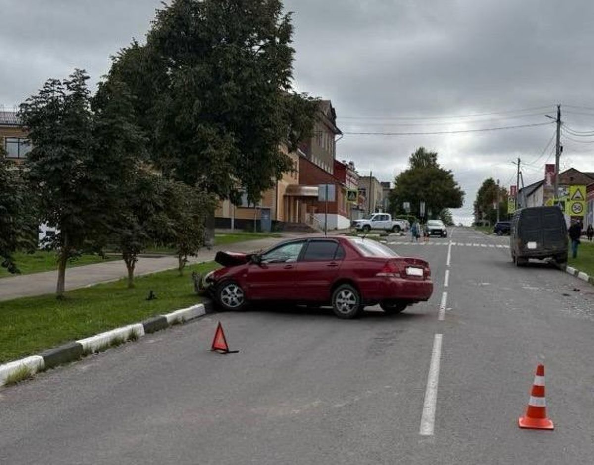 В ДТП с «Газелью» в калужском Мещовске пострадали 5 человек, включая 2 детей В ДТП с «Газелью» в калужском Мещовске пострадали 5 человек, включая 2 детей