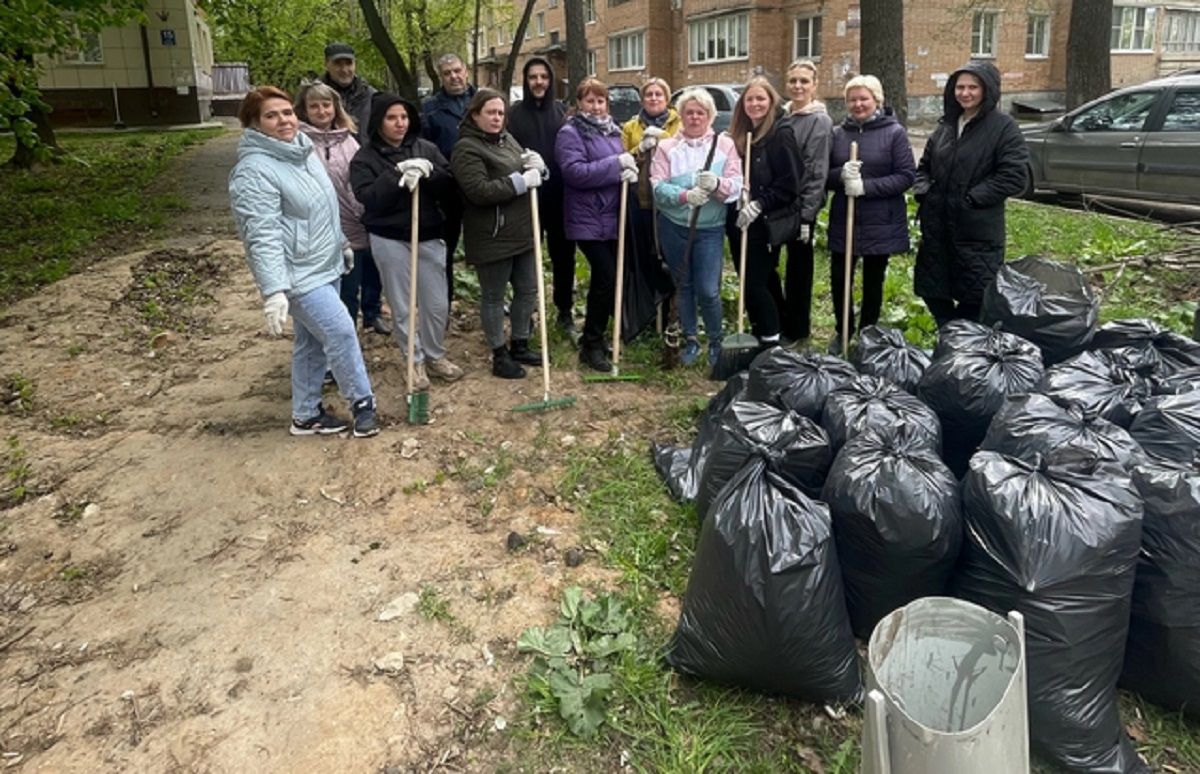 Сотрудники ГП «КРЭО» провели субботник в непогоду
