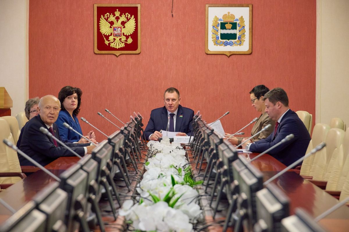 Геннадий Новосельцев возглавил работу Консультативного совета органов муниципалитетов