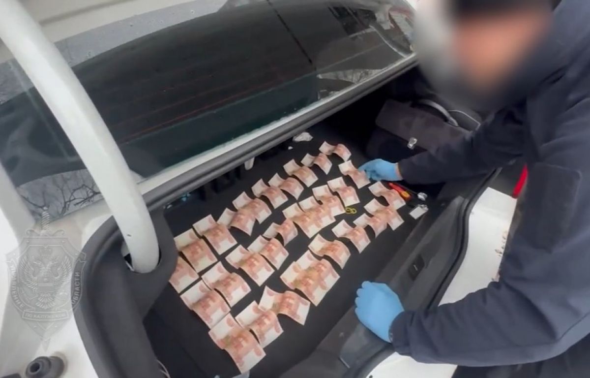 Эксперта «Калугадорзаказчика» арестовали по делу о взятке свыше 1 млн рублей