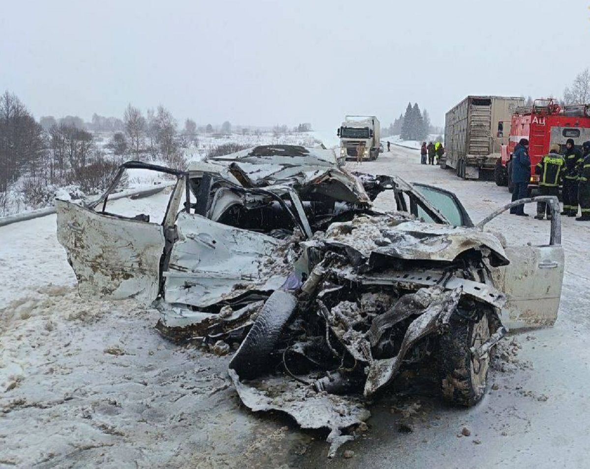 Участниками смертельного ДТП в Калужской области стали пять автомобилей