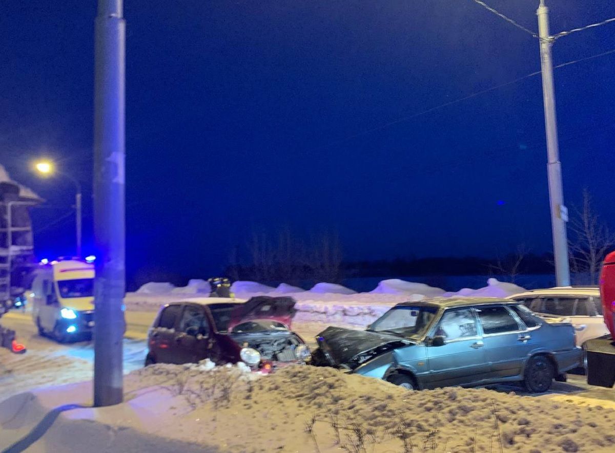 Жесткая авария перекрыла выезд из Калуги через Шопино