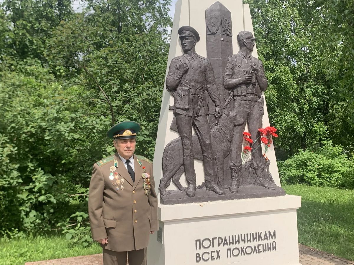 «Зеленая фуражка — не броня, а честь»: путь калужского пограничника Сидорова