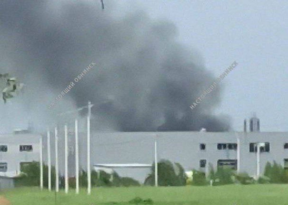 Порубочные материалы горят в калужском Ворсино