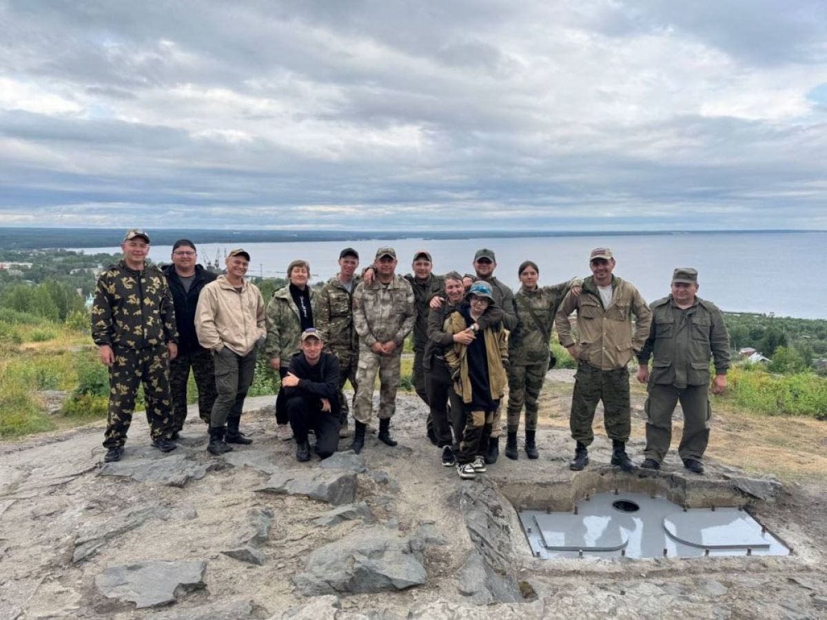 Орловские судебные приставы обнаружили в Карелии останки 130 красноармейцев Орловские судебные приставы обнаружили в Карелии останки 130 красноармейцев
