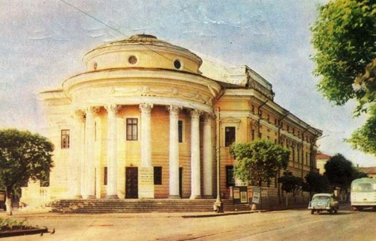 Орловцам расскажут историю старинного дома на площади Карла Маркса