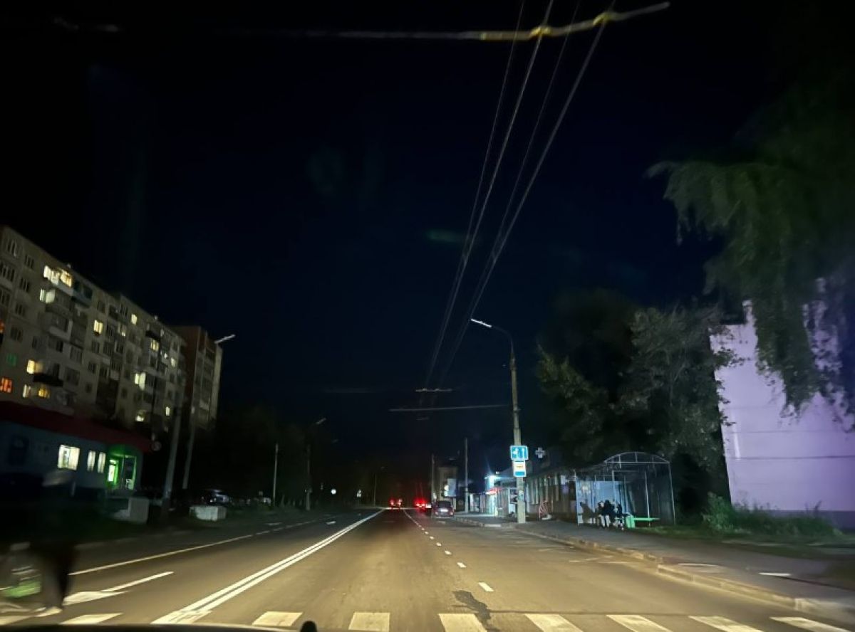 Фотофакт: улица Паровозная погрузилась во тьму
