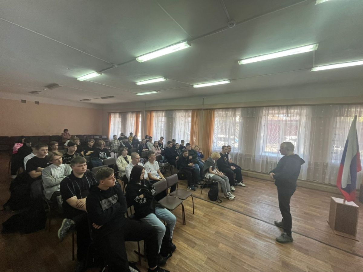 Студенты Орловского техникума агротехнологий и транспорта хотят помогать полиции в профилактике экстремизма