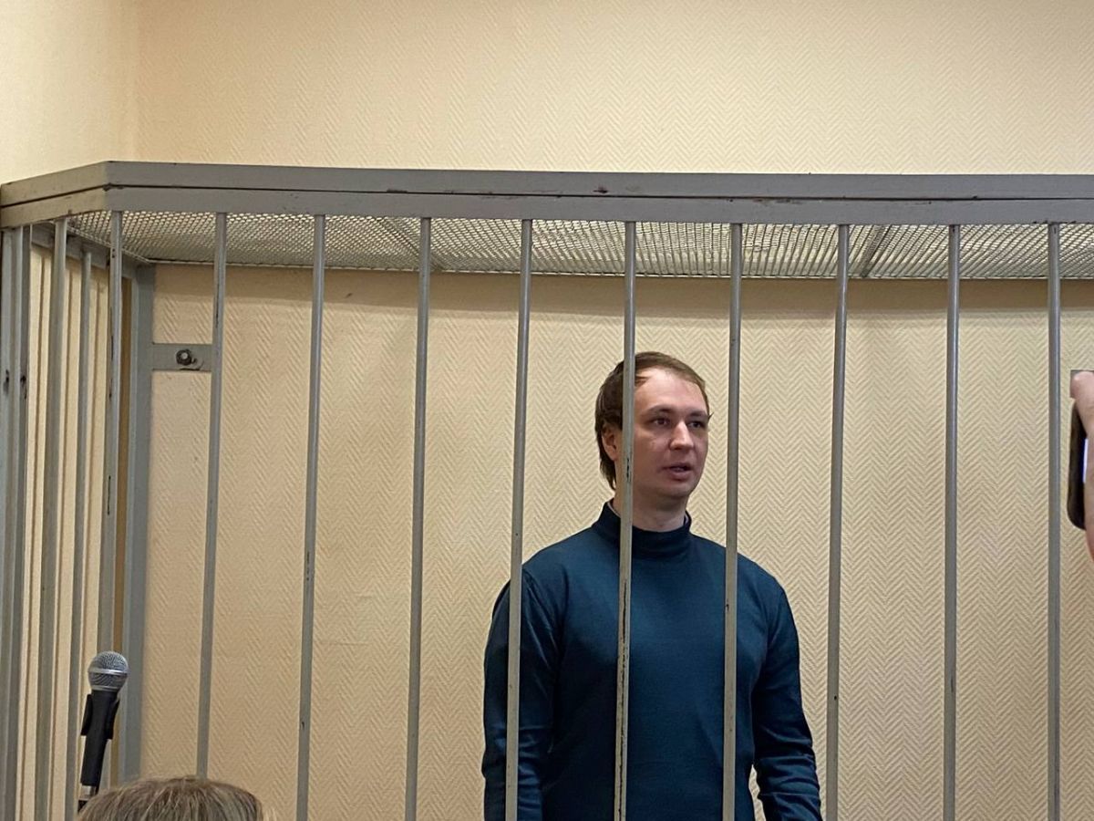 Стало известно, почему экс-морпех США Роберт Гилман бьет воронежских силовиков Стало известно, почему экс-морпех США Роберт Гилман бьет воронежских силовиков