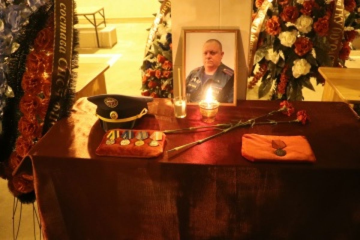 В Орле простились с замначальника МЧС Павлом Гревцевым