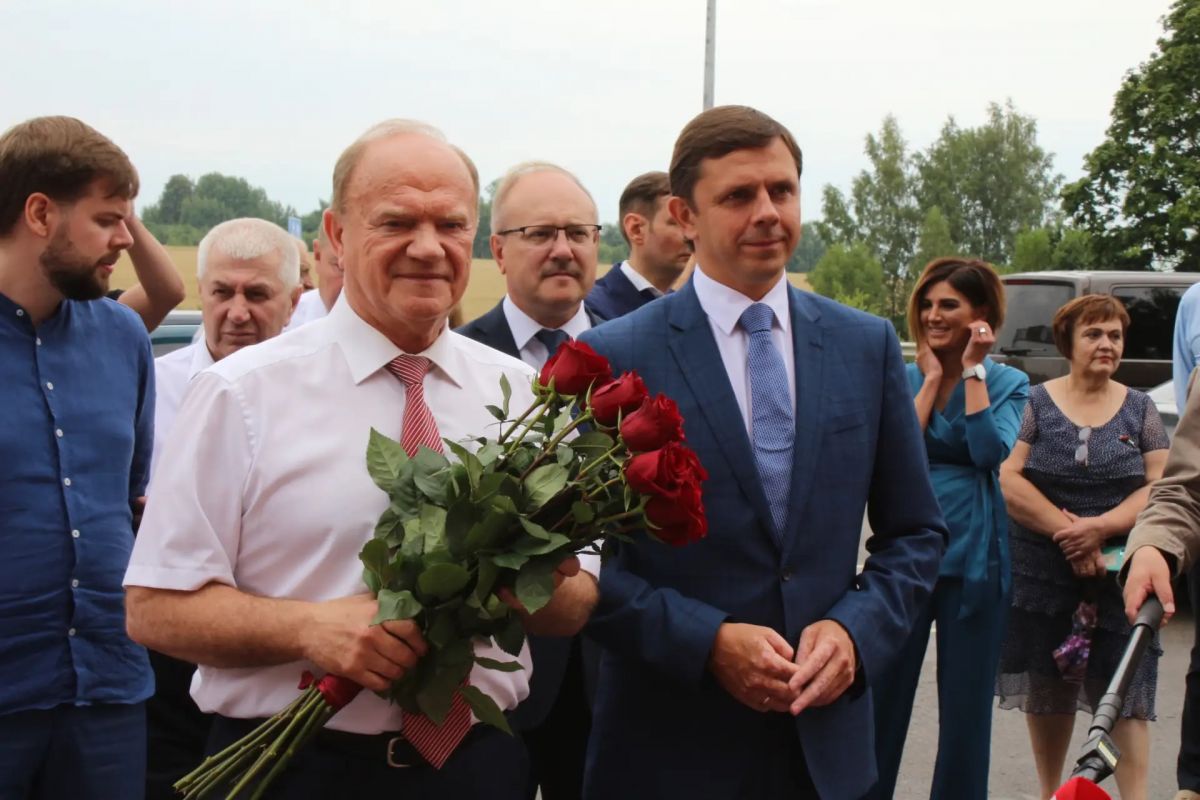 Клычков поздравил Зюганова с днем рождения