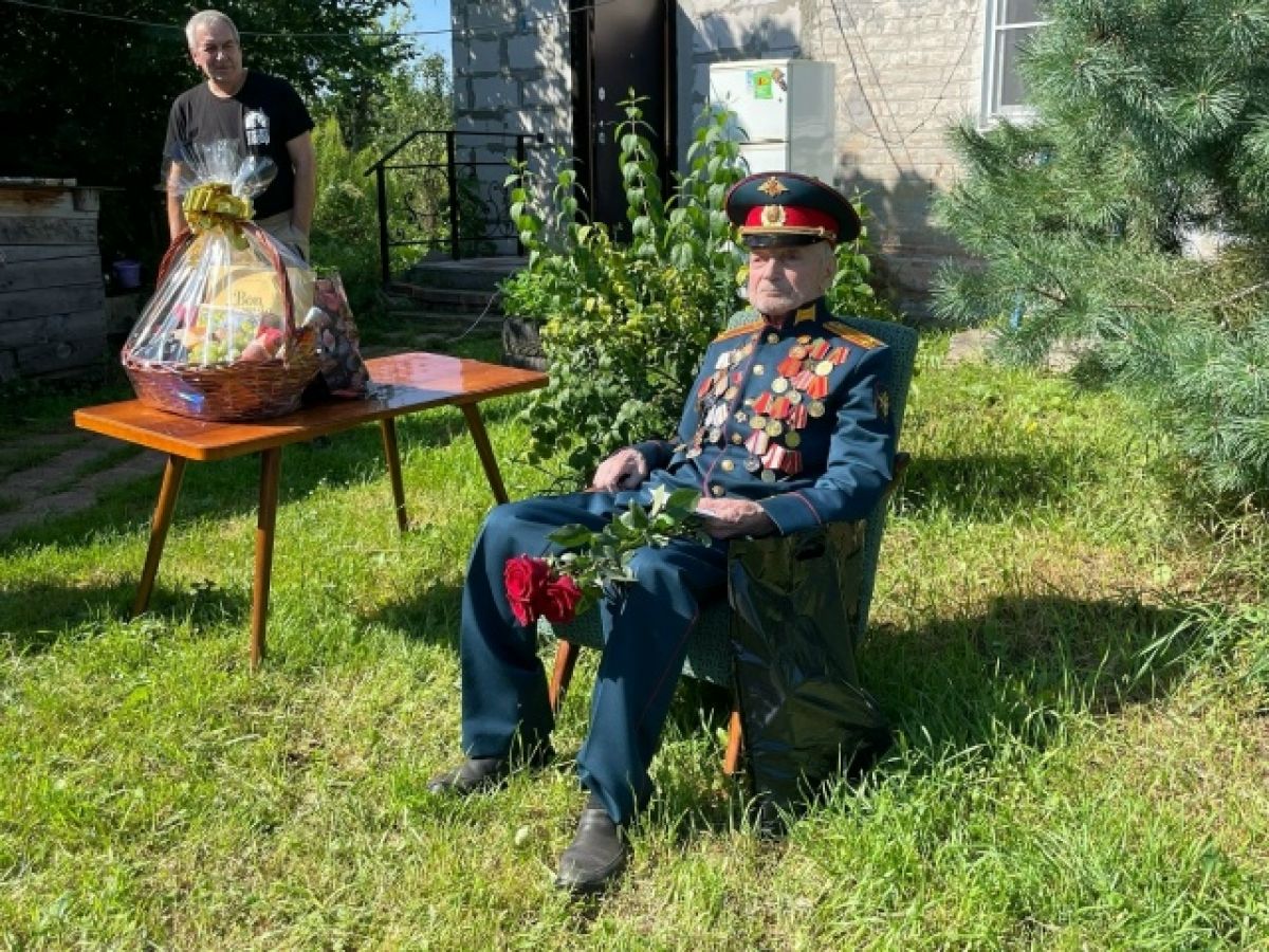В Орловской области ушел из жизни доживший до 100 лет ветеран ВОВ Бондарь