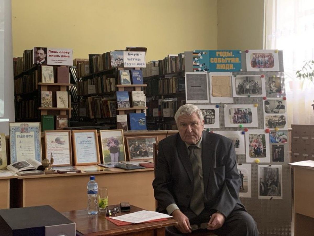 Умер известный журналист Олег Смуглов