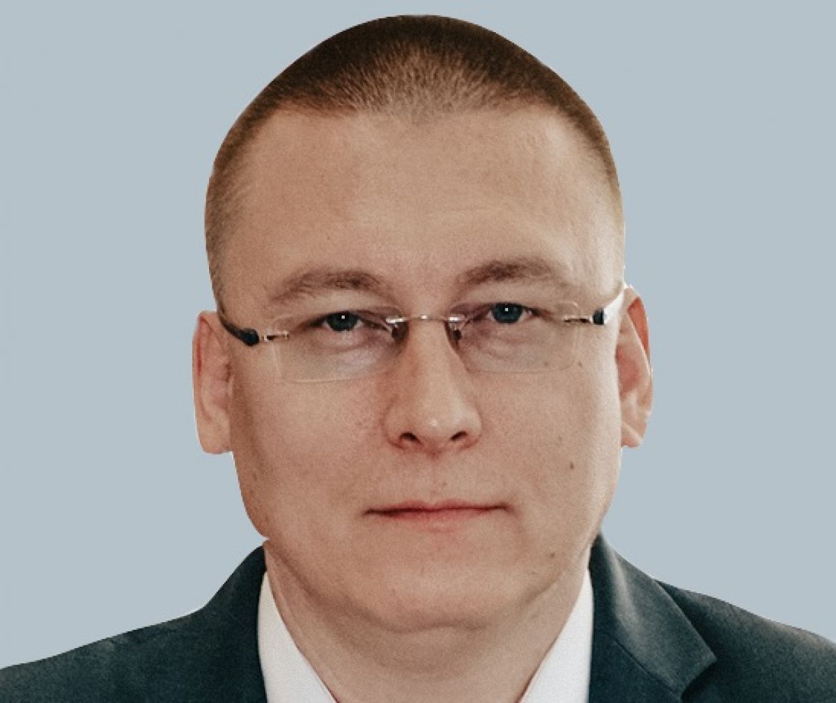 Некомпетентен в финансовых вопросах: в суде над Лежневым допрашивают экс-главу депздрава Петчина