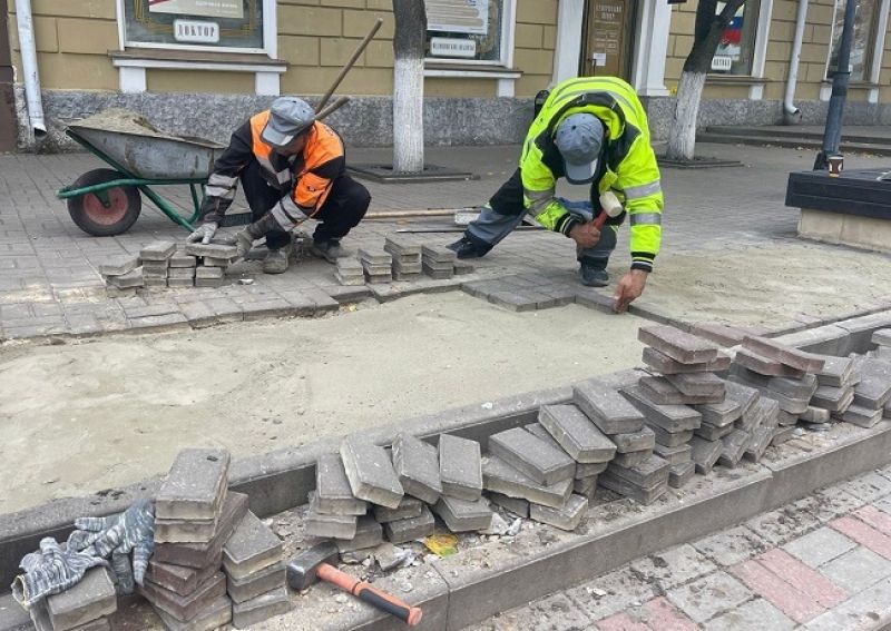 В Орле на улице Ленина экстренно проводят ремонт - Орловские новости ...