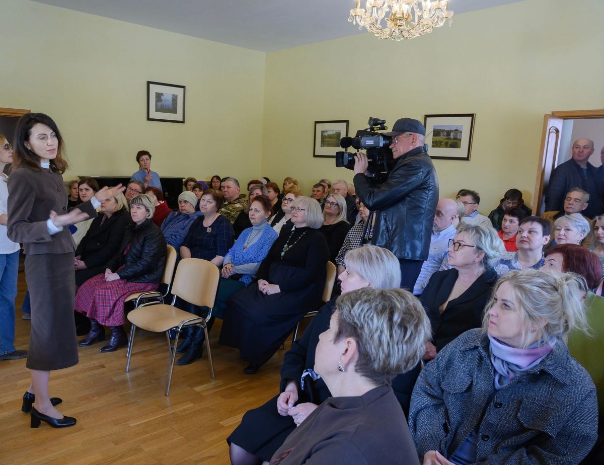 Коллективу Спасского представили нового директора