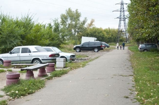 Рязанская партия ЛДПР выступила против повышения штрафов за парковку в зеленых зонах