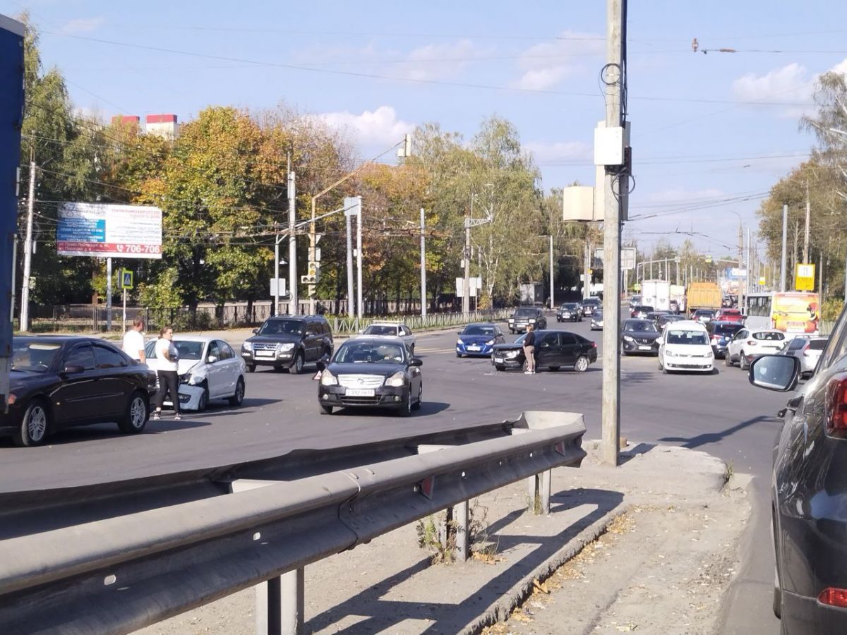 30 сентября из-за аварий на улицах Рязани образовались километровые пробки