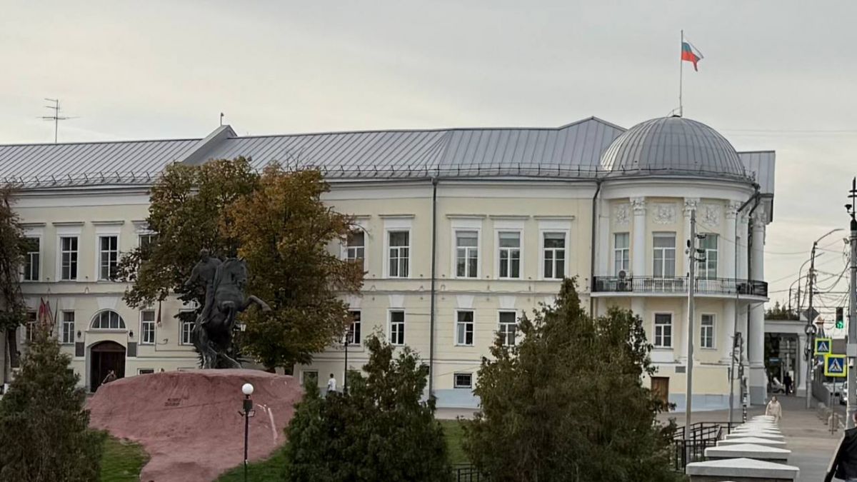 Председателем Рязанской областной Думы восьмого созыва вновь избрали Аркадия Фомина