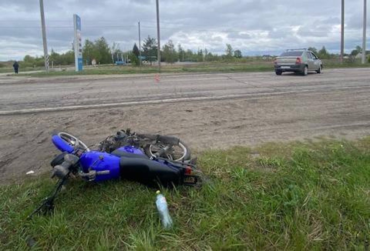 В Рязанской области 16-летний водитель мопеда попал в ДТП с легковушкой