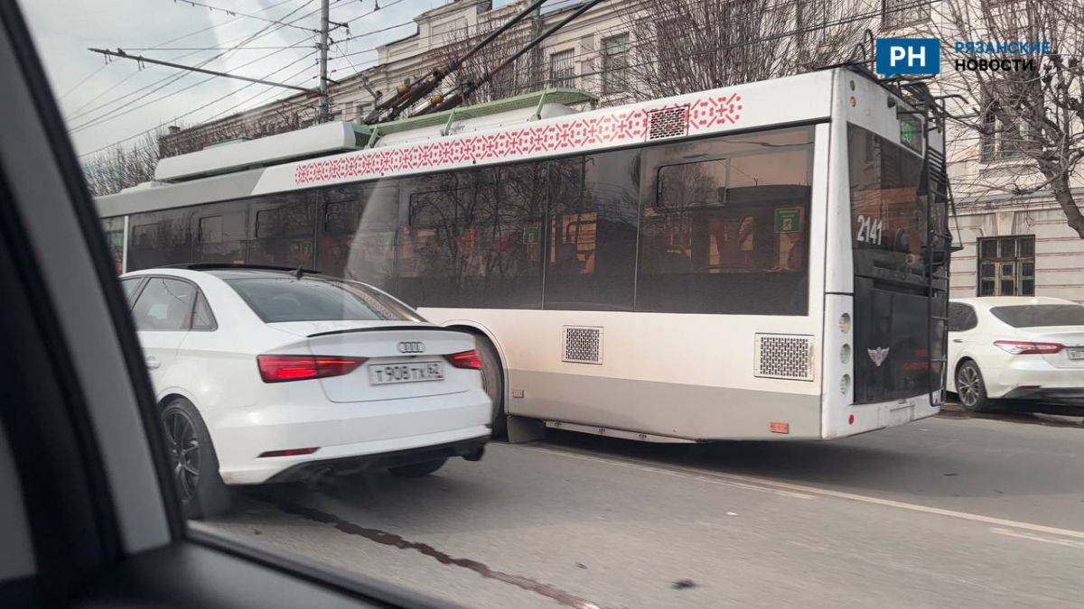 В Рязани «Ауди» попала в ДТП