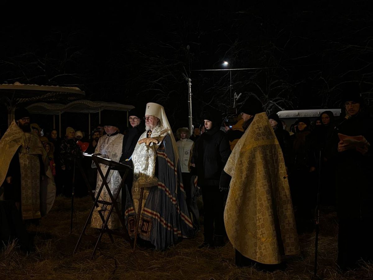 «Святая вода - она действует не автоматически»: в Рязани прошли Крещенские купания на Ореховом озере